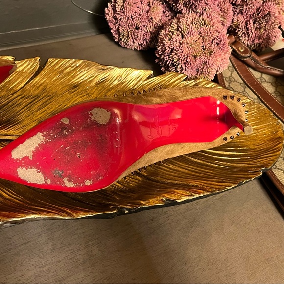 Christian Louboutin heel worn 1 time! Size 39 1/2 - Picture 8 of 9